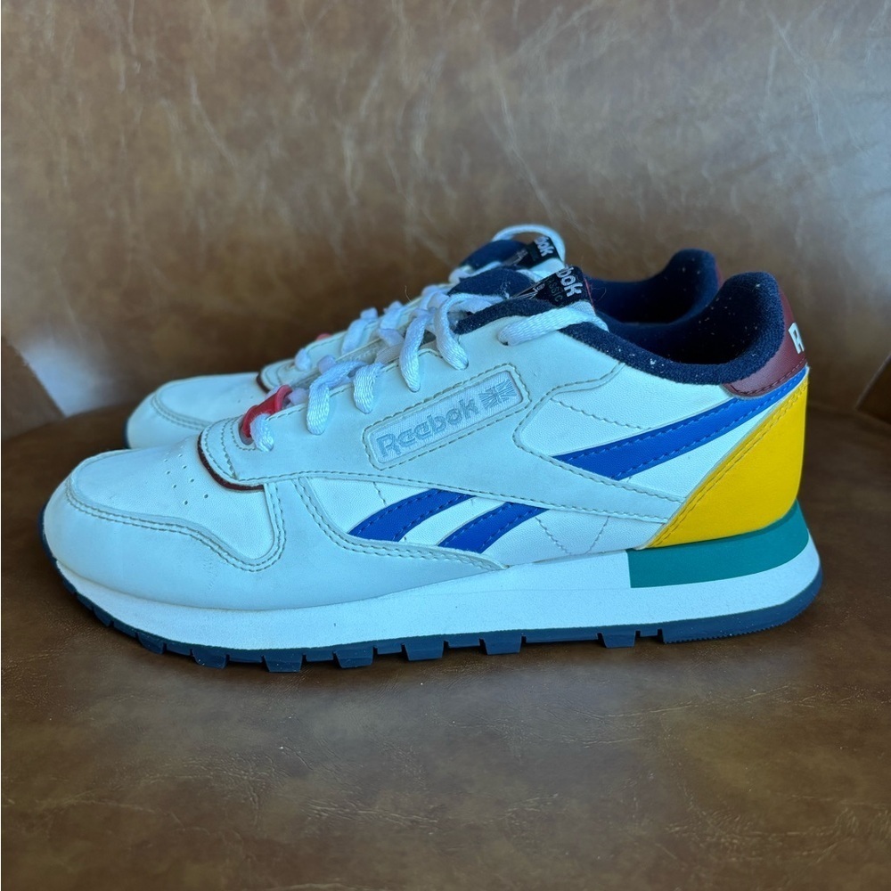 Reebok classic leather kids youth size 4 white yellow blue retro sneakers - Picture 5 of 8